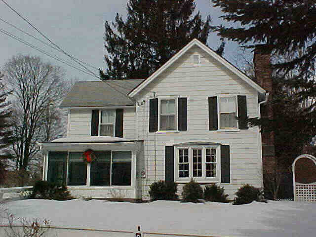 Building photograph for 9 CONKLIN STREET